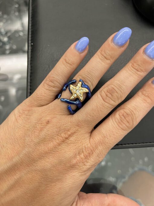 anello blu elettrico metallico