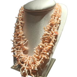 Collana a 3 fili di corallo rosa, ematite e macramè Gemmarium